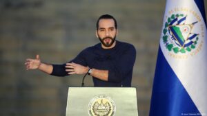 "me tiene sin cuidado que me llamen dictador" – DW – 02/06/2025