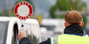 rechazar refugiados en la frontera