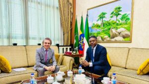 representante argentino ante la Unión Africana se reunió con un dictador