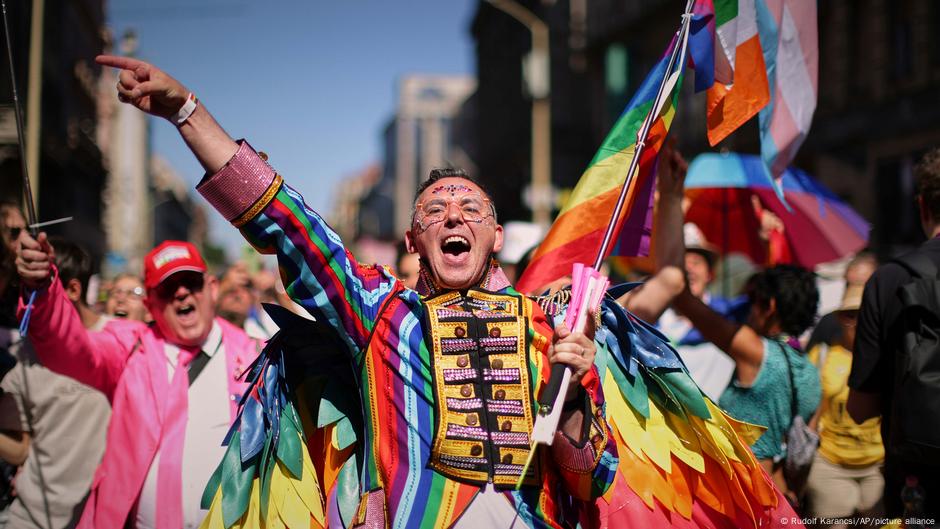 unas 200.000 personas asisten a marcha del Orgullo – DW – 28/06/2025