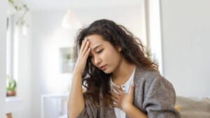 ¿Qué es la omfalofobia? Así es el curioso trastorno marcado por un temor irracional