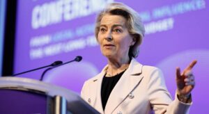 Von der Leyen y Trump se reunirán el domingo en Escocia para continuar las negociaciones arancelarias