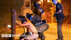 4 claves sobre lo que está pasando en Torre Pacheco, la ciudad española en la que grupos de ultraderecha persiguieron a migrantes norteafricanos