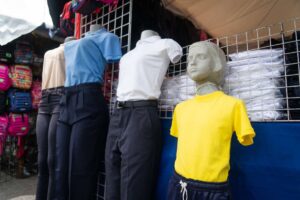 90% de los uniformes escolares vendidos son importados