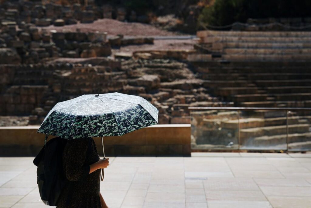 AEMET avanza una ola de calor desde el domingo al martes en suroccidente y centro peninsular, con máximas de hasta 42ºC