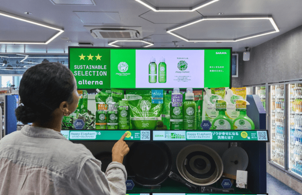 Abrieron en Japón tienda futurista que combina robots con IA