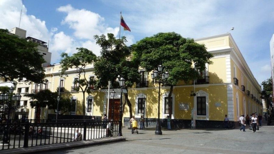 Agradecen a líderes mensajes por la conmemoración de la Independencia