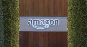 Amazon confía en un brazalete recordador al estilo Harry Potter para ganar la carrera de la IA en ‘wearables’