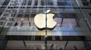 Apple firma un acuerdo millonario con la minera del Pentágono para fabricar iPhones con sus tierras raras