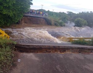 Apure, en emergencia tras colapso del puente que comunica Bruzual con Mantecal – AlbertoNews