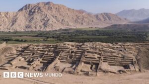 Arqueólogos peruanos desvelan una ciudad de 3.500 años que conectaba el Pacífico con los Andes y la Amazonía