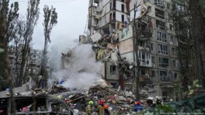 Ataque masivo contra Kiev deja 6 muertos y más de 50 heridos – DW – 31/07/2025