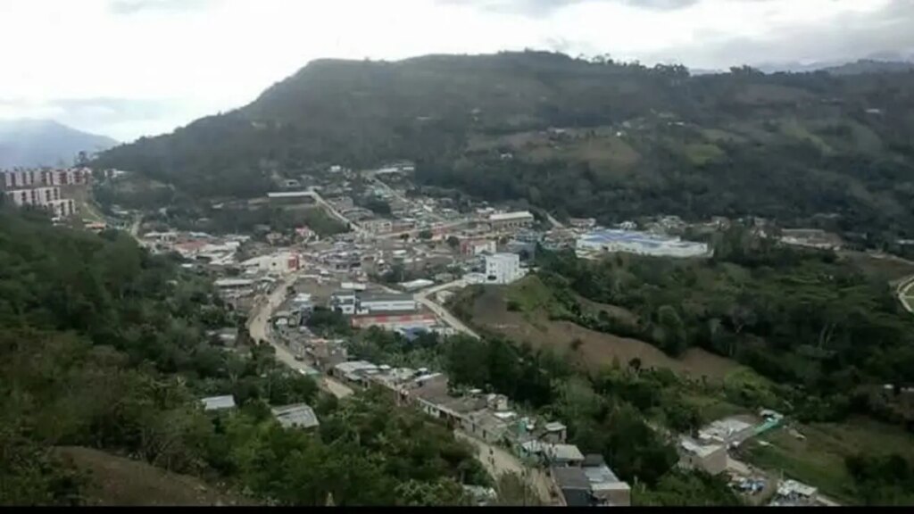 Ataque terrorista con drones explosivos contra estación de Policía sembró el pánico en El Peñol (Nariño) a pocas horas de celebrar fiestas patronales