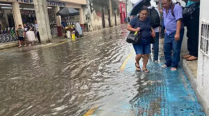 Es Con Usted