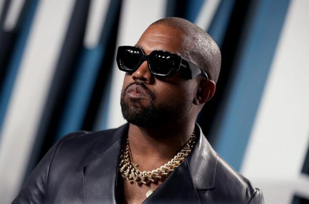 Australia le quitó la visa a Kanye West por su canción nazi - AlbertoNews
