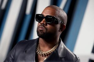 Australia le quitó la visa a Kanye West por su canción nazi - AlbertoNews