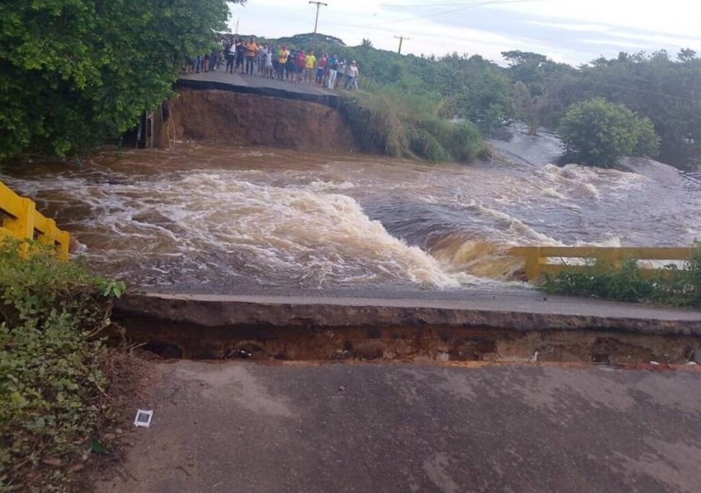 Autoridades refuerzan labores tras lluvias en Apure