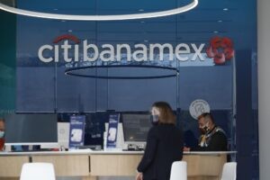 Bancos de México ganan más de 6 mil 300 millones de dólares en los primeros cinco meses de 2025