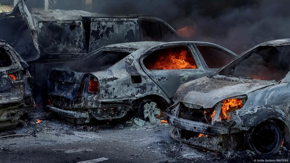 Bombardeo ruso deja 16 muertos en prisión de Zaporiyia – DW – 29/07/2025