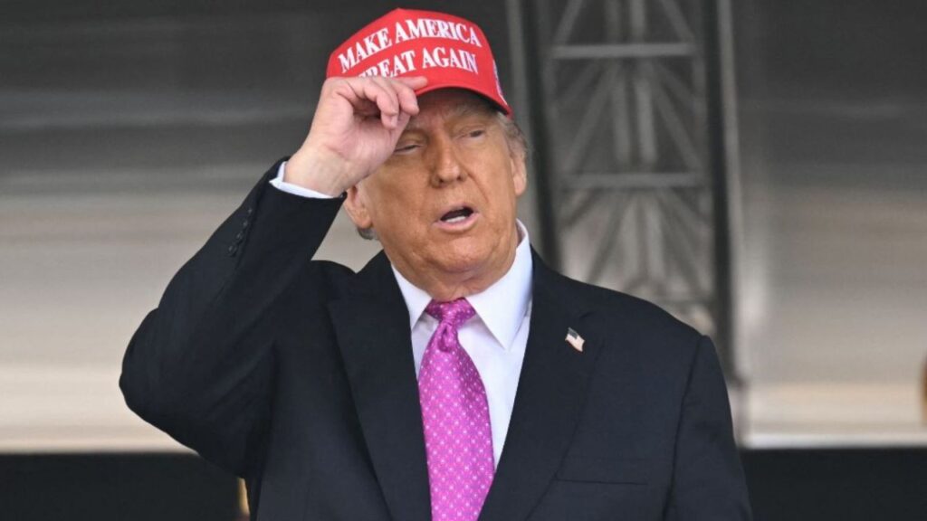 Cae el apoyo de EEUU a las deportaciones de Trump, según encuestas - AlbertoNews