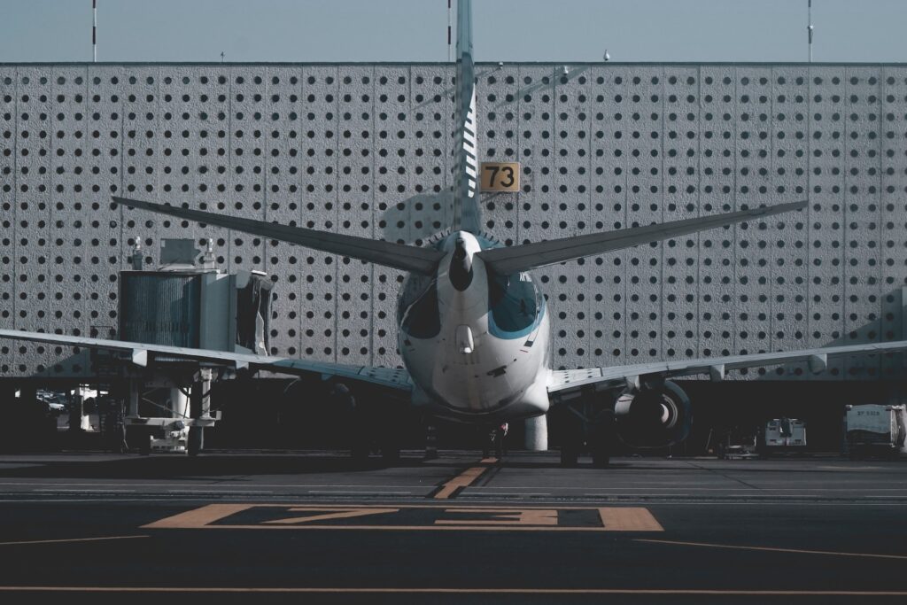 Canaero pide diálogo entre México y EE.UU. por restricciones a aerolíneas mexicanas