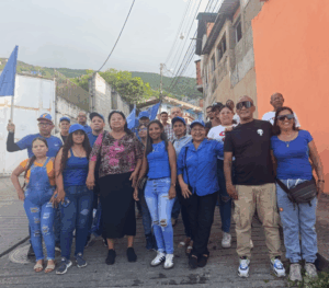 Candidata Milagros Figuera recorre Los Dos Cerritos