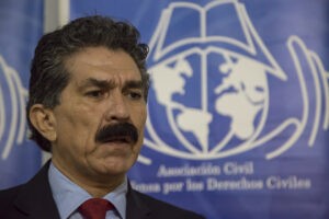 Canje de presos políticos y puerta giratoria es un crimen de lesa humanidad
