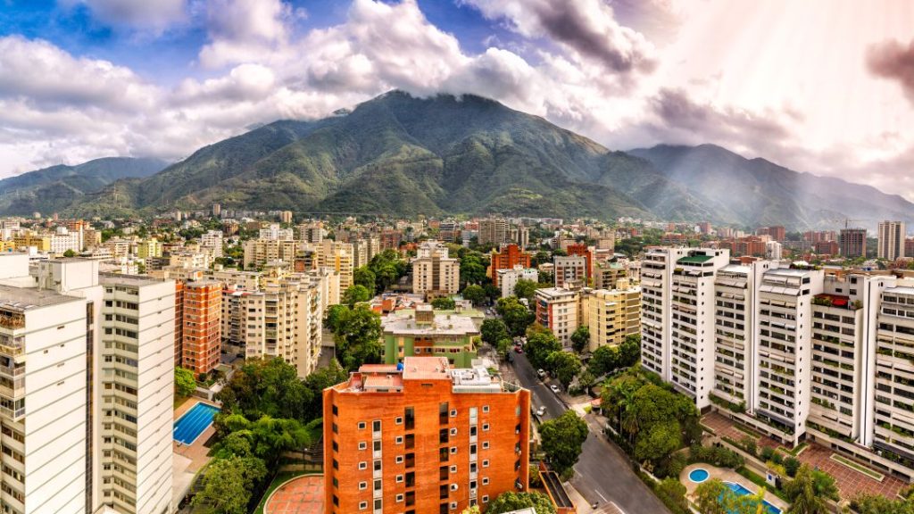 Caracas: 458 años de historia y encanto bajo sus techos rojos