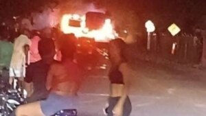 Carro bomba en vía Panamericana