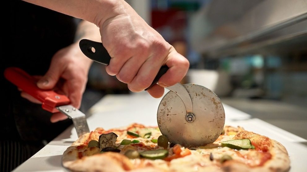 Cenaron en una pizzería y se fueron sin pagar, pero no contaban con este importante detalle