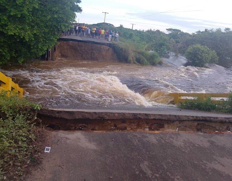 Colapsa puente en el estado Apure a causa de las lluvias