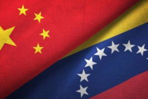 Comercio entre Venezuela y China cayó 12% en el primer semestre por sanciones petroleras