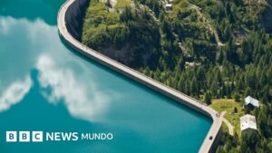 Cómo la construcción de gigantescas represas ha desplazado los polos magnéticos de la Tierra y qué implicaciones tiene para el planeta