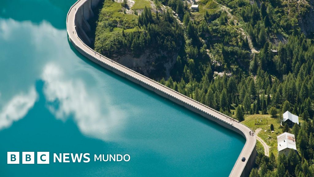 Cómo la construcción de gigantescas represas ha desplazado los polos magnéticos de la Tierra y qué implicaciones tiene para el planeta