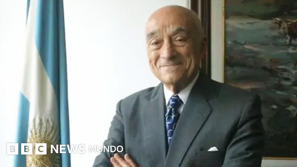 Cómo la familia Eskenazi amasó su fortuna y generó polémicas cercanas al poder en Argentina (y un misterio en la disputa por las acciones de YPF)
