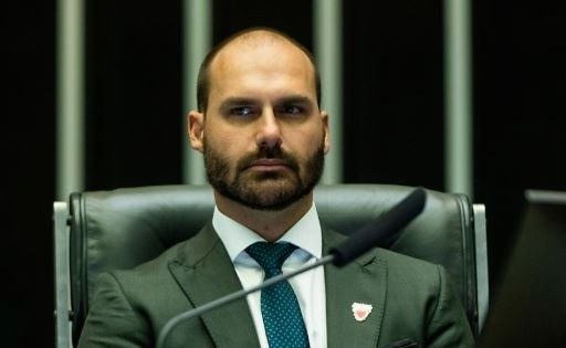 Corte Suprema de Brasil bloqueó las cuentas bancarias del hijo de Bolsonaro - AlbertoNews