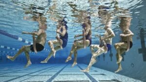 Cuán higiénicas son realmente las piscinas públicas (y lo que quizás no sabías sobre el olor a cloro)