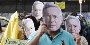 Declarado culpable el expresidente de Colombia Álvaro Uribe por soborno de testigos en actuación penal