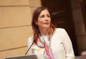 Defensora colombiana respalda a la vicepresidenta y la destaca como «ejemplo de dignidad» – AlbertoNews