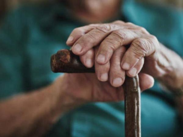 Denucian hurtos a adultos mayores por parte de falsos enfermeros en Bogotá | Regiones | Economía