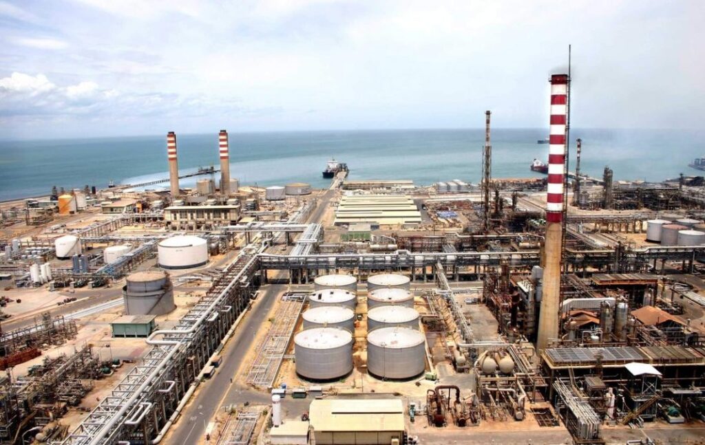 Denunciaron uso de chatarra para reparar refinerías en Venezuela