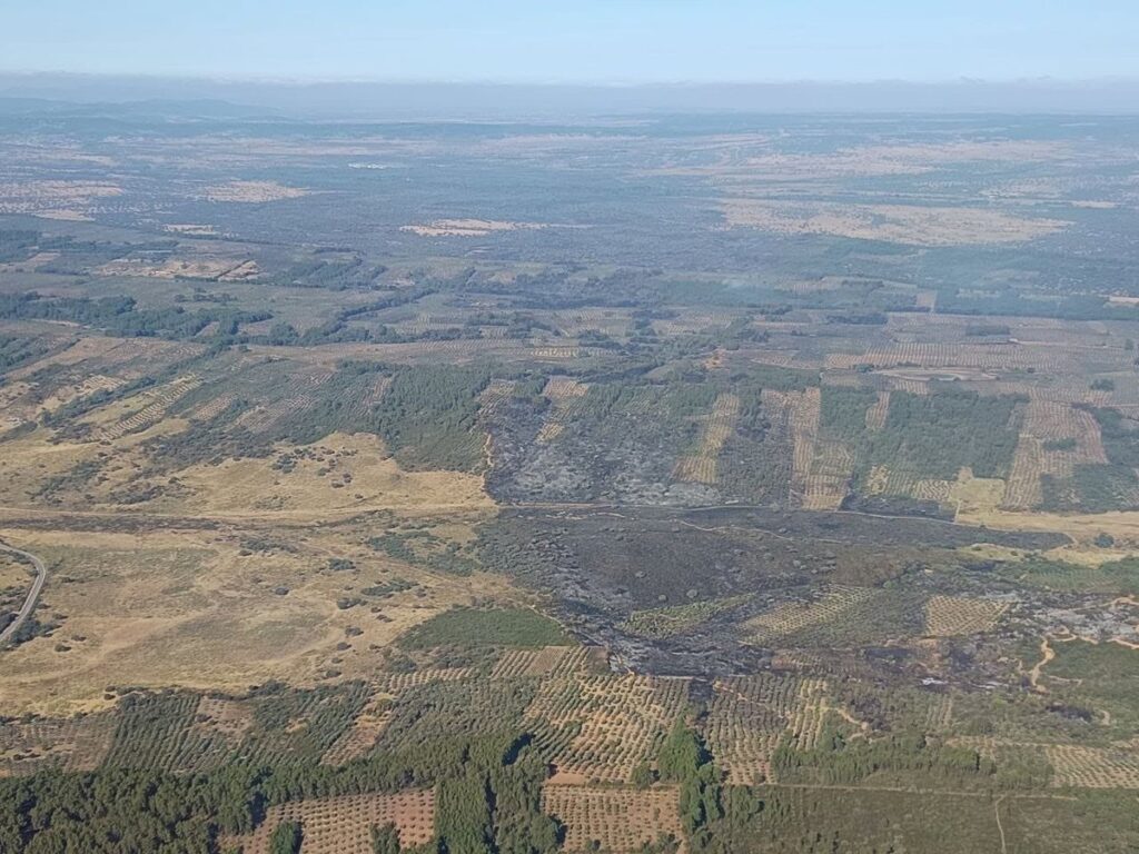 Desactivada la Situación Operativa 1 del Infocaex en el incendio de Valdecaballeros por su evolución favorable