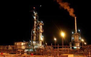 UE apunta al petróleo y los bancos rusos