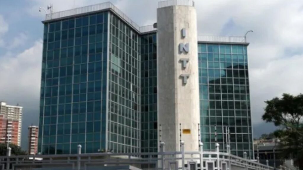 Detenidas más de 90 personas por gestorías de trámites del Intt