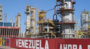 Detenidos 18 trabajadores de la refinería El Palito