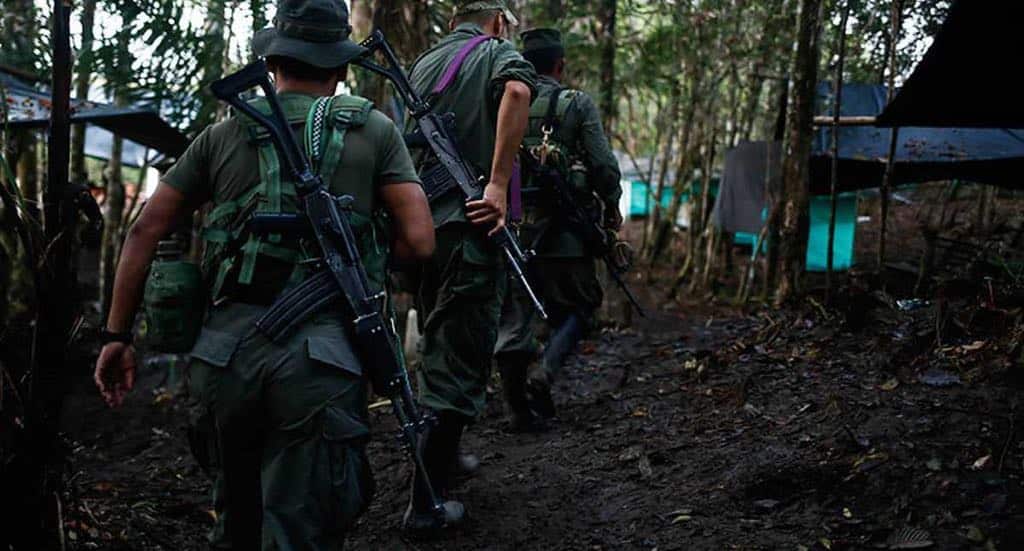 Disidentes de las FARC liberan a contratistas del Estado colombiano secuestrados - AlbertoNews