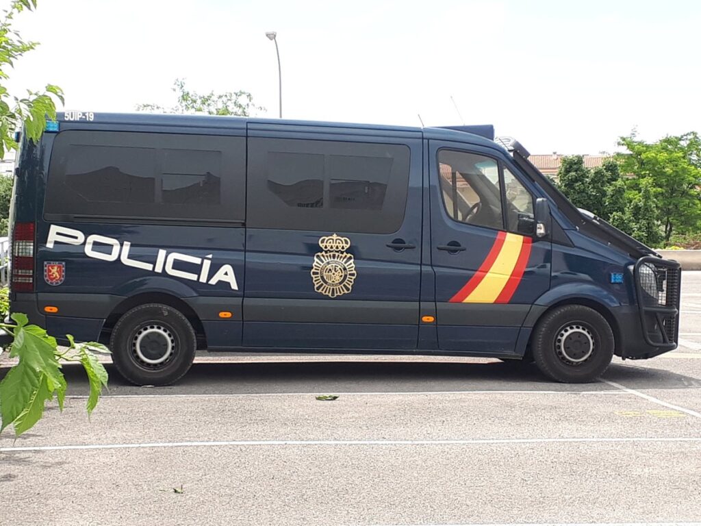 Dos detenidos en Las Palmas por la filtración de datos personales sobre Sánchez y otros políticos