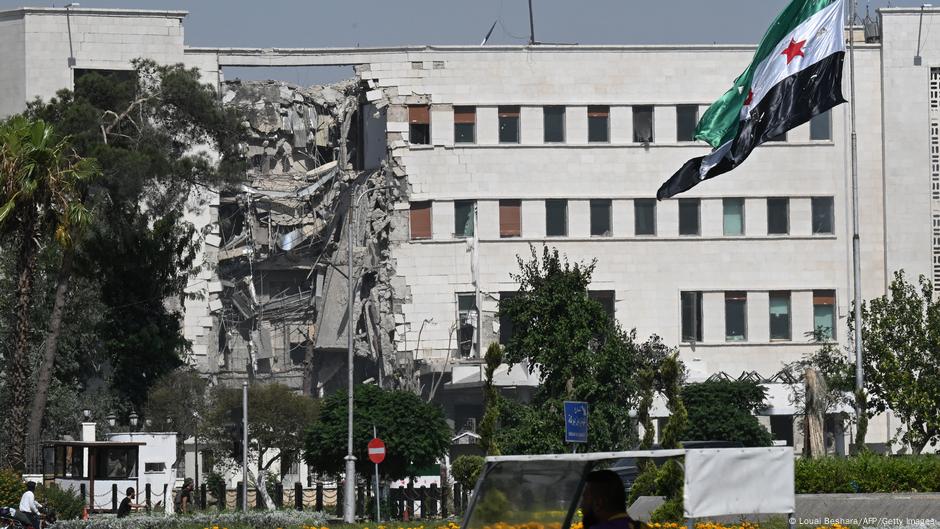 EE. UU. "muy preocupado" por los ataques de Israel en Siria – DW – 16/07/2025