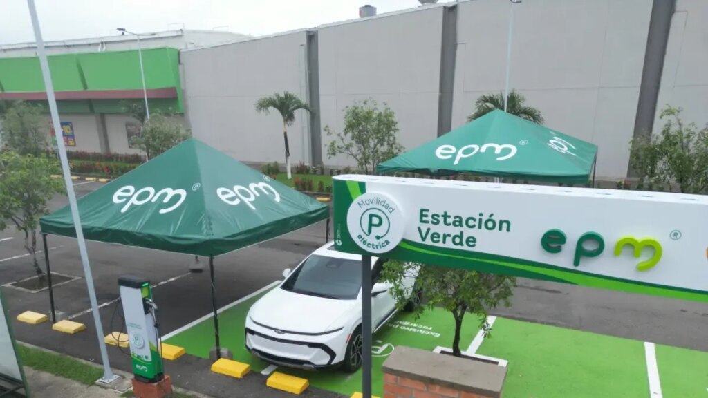 EPM instala la primera estación de carga de vehículos eléctricos en Urabá