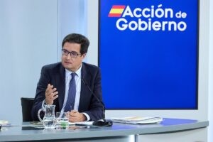 El BOE publica la oferta de empleo público 2025, con 36.588 plazas, casi un 9% menos | europapress.es